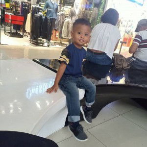 Mom of 3 profile icon