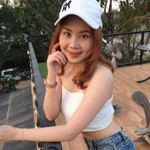 Daisy Ros profile icon