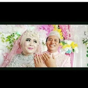 Ummy Azis profile icon