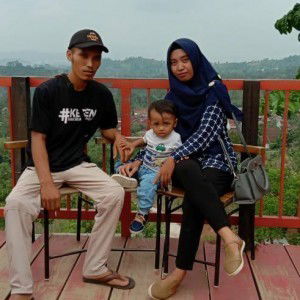 Dwi Septianasari profile icon