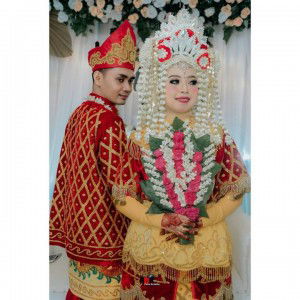 Ayu Indah profile icon