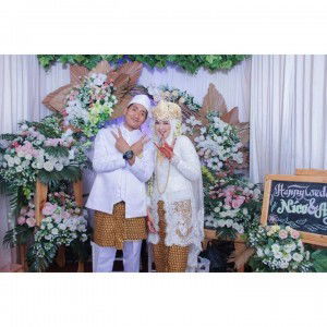 Ayu Ratna profile icon