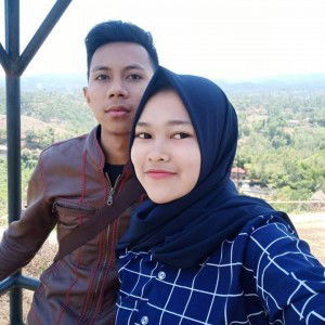 Resty Indriani profile icon