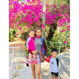 Yolly Plasabas profile icon