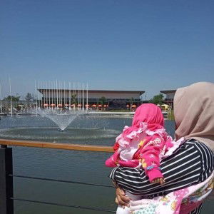 Rherheni Yulyani profile icon