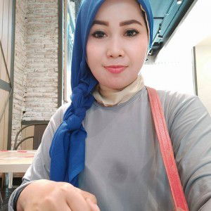 Astrid Maya Sulastri profile icon