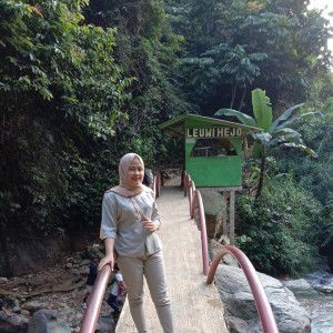 Yulistiani Hestii profile icon