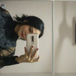 momi leon profile icon