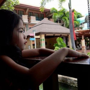 Leah Laitan profile icon