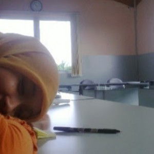 fitroh mawardani profile icon