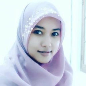 Arini nurul oktira profile icon