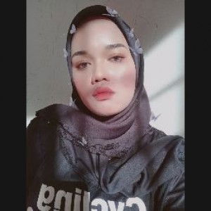 Julia Angai profile icon