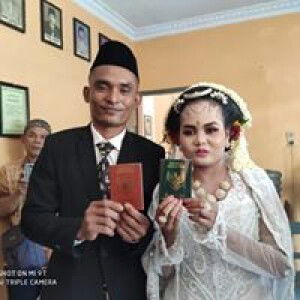 Dewi Smada profile icon