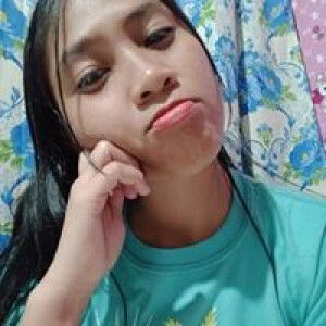 JU LI ET profile icon