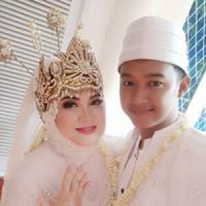 Emilia Raharjo profile icon