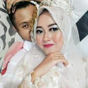 Desty Alfianty profile icon