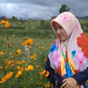 Puji Rosivah profile icon