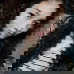 Dwi Ratna Sari profile icon