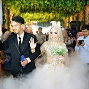 Indry Andriani profile icon