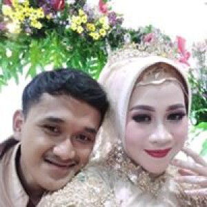 Apriyanti profile icon