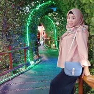 Ririe Febri profile icon