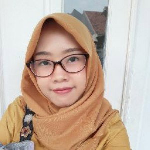 Rizqi Saphira profile icon