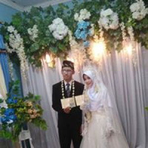 Tri Kumala Dewi profile icon