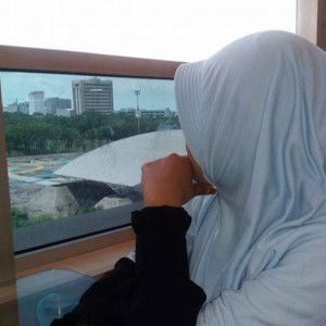 Hasni Hasni profile icon