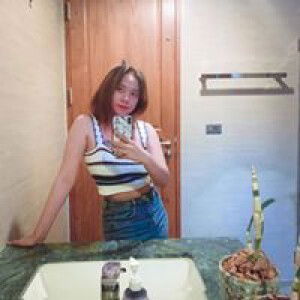 Praewa Anurakka profile icon