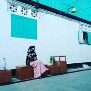 Anisa Kurnia Safitri profile icon