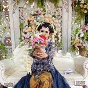 Agil pratiwi profile icon