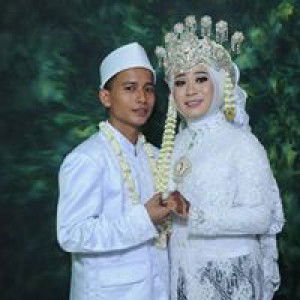 Tio Slankers Brs Cikarang profile icon