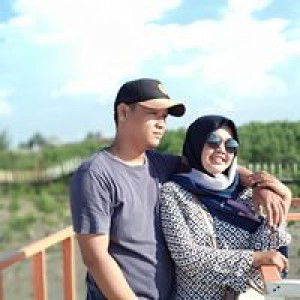 Lela Yusniawati / Kiki Trinugraha profile icon