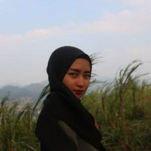 Dini Hanifan profile icon