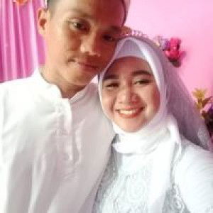 Fitri Ana profile icon