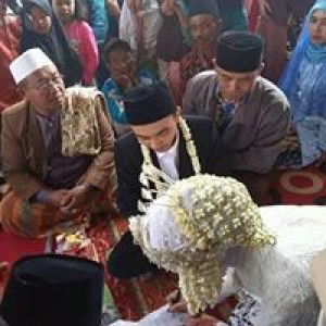 Dhe Irma Tusholihah profile icon