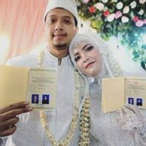 Laely Rizki profile icon
