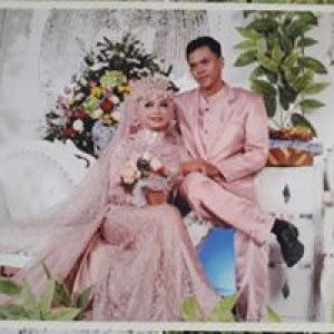 Siti Awaliyah profile icon