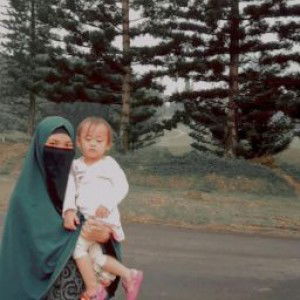 Rintan Khoerunisa profile icon