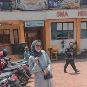 Sarah Isni Octaviani profile icon