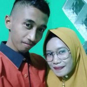 Risky mayang sari profile icon