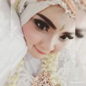 LLia Julayhae profile icon