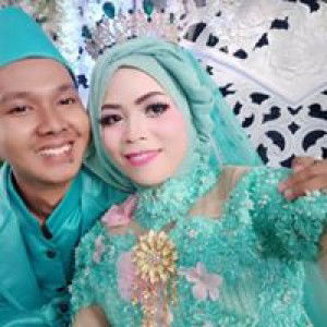 Dira Agellia Saputra profile icon