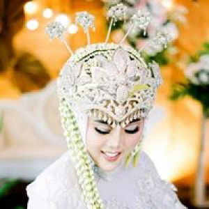 Erni Dwi Astuti profile icon