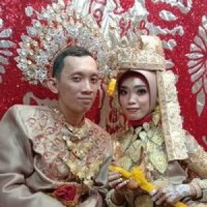 Fatmawati Tahir profile icon