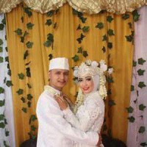 Astri Oktaviana profile icon