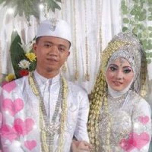 Dewi Ungiel profile icon