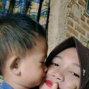 Imas Suryaningsih profile icon