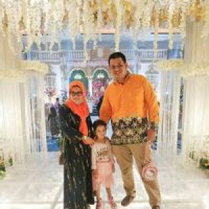 Tengku Azma Ulya profile icon