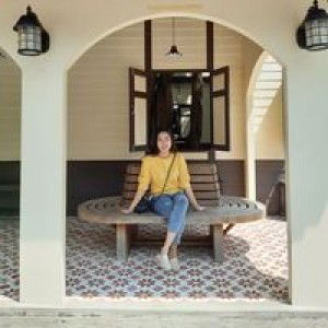 Ying Noparat Khanangkeaw profile icon